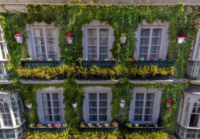 La Casa de las Flores